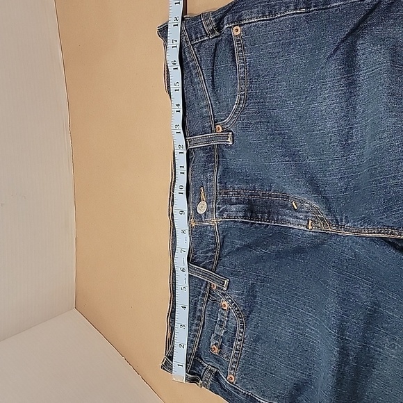 Levi's Size 14L. Boot Cut 515 Blue Jeans, Mid-Rise, Medium Wash, EUC - Picture 5 of 13
